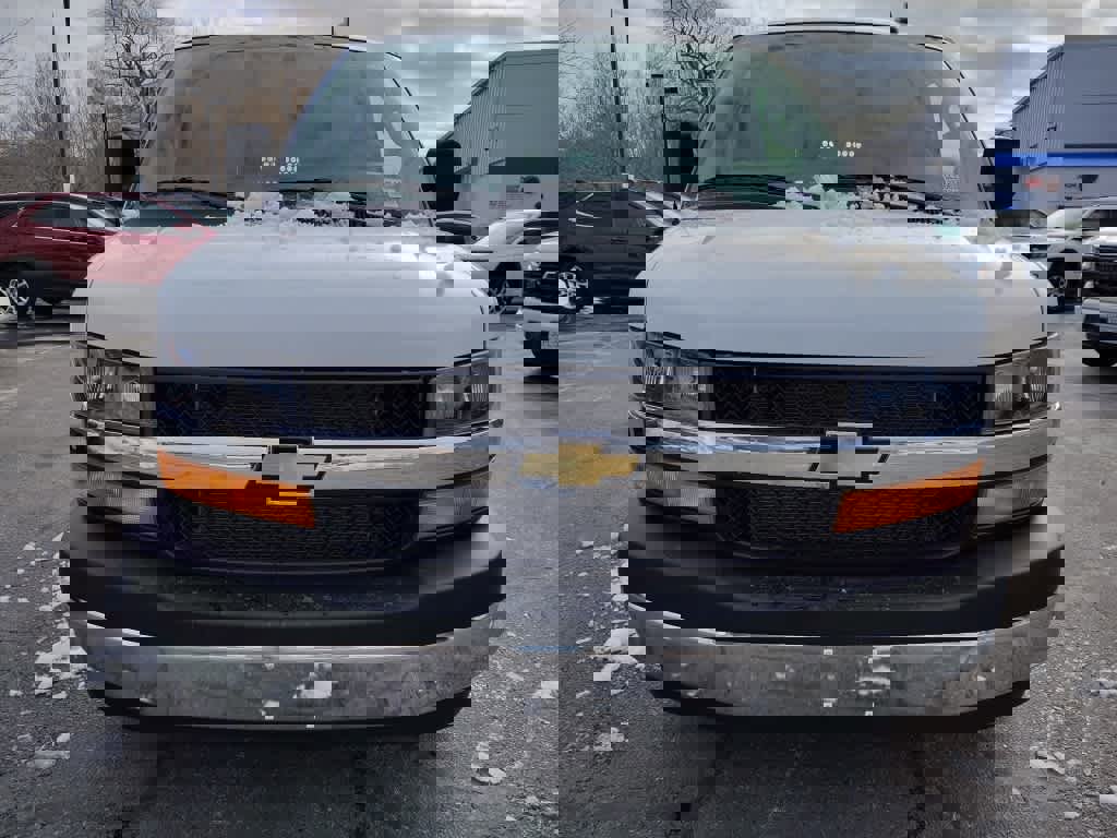 New 2025 Chevrolet Express 2500 w/ Driver Convenience Package image 4