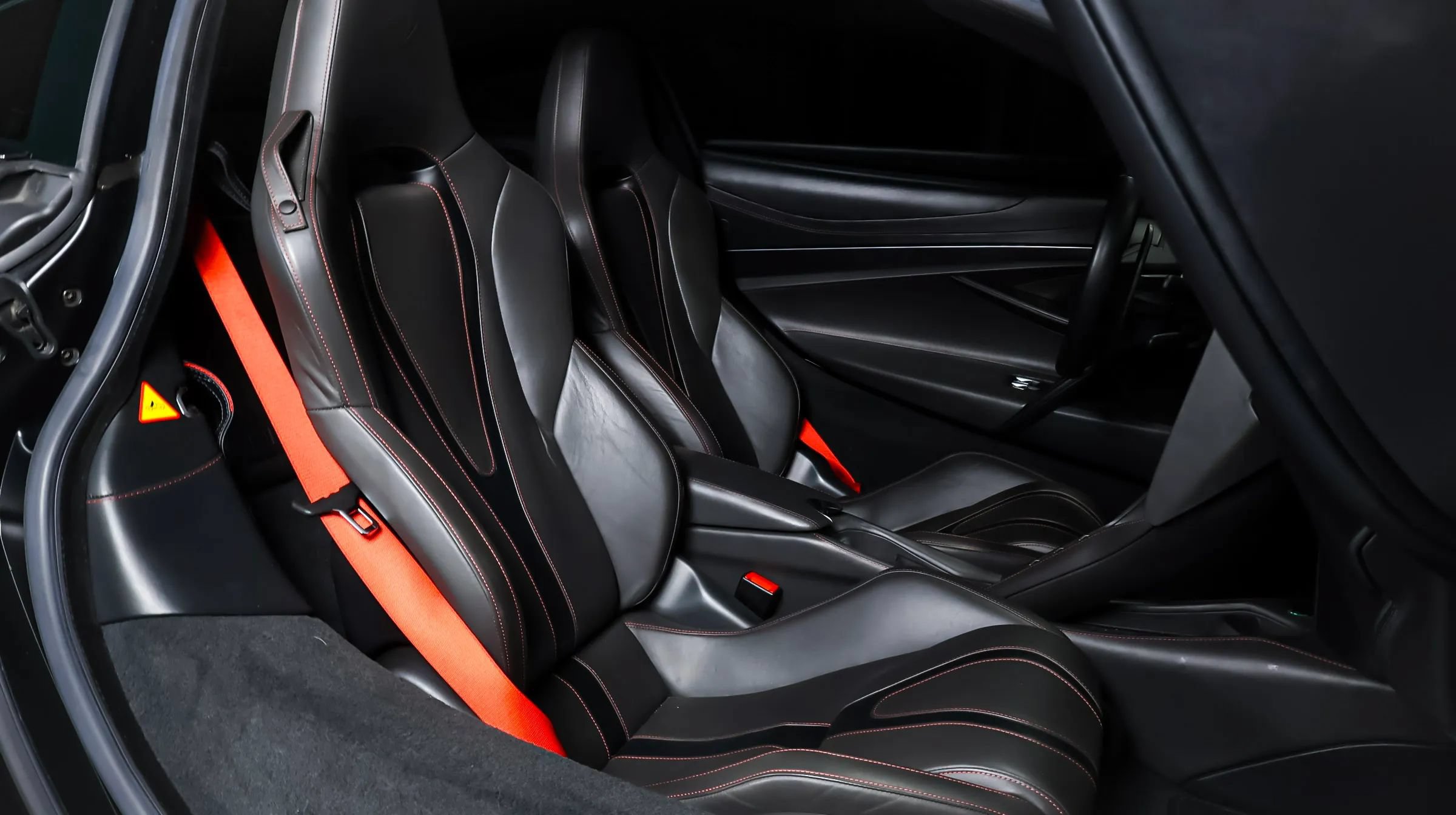 Used 2018 McLaren 720S Luxury RWD image 21