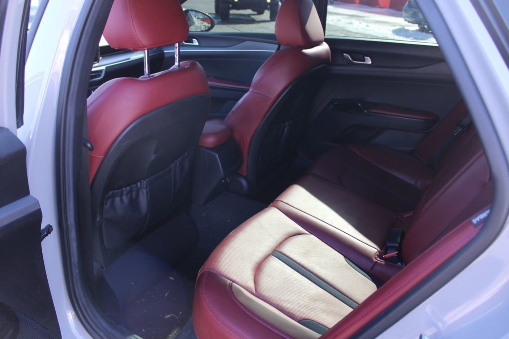 Used 2023 Kia K5 GT-Line w/ GT-Line Premium Package image 17