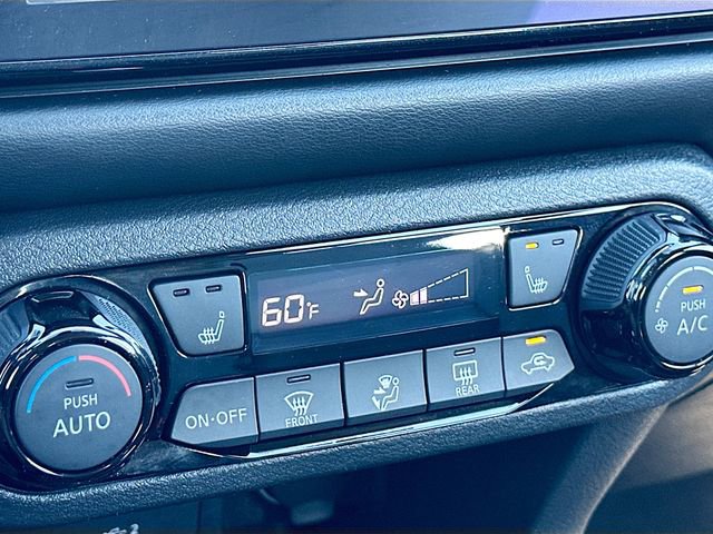 Used 2023 Nissan Kicks SR w/ SR Premium Package image 19