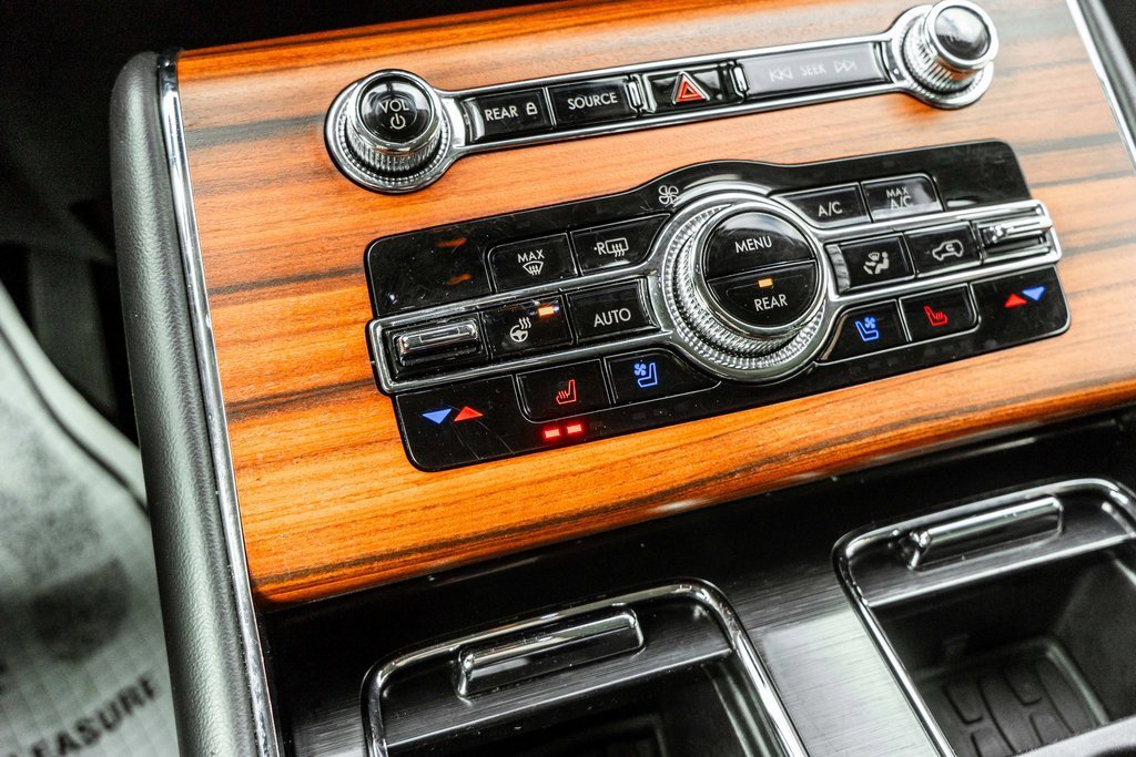 Used 2024 Lincoln Aviator Reserve image 8