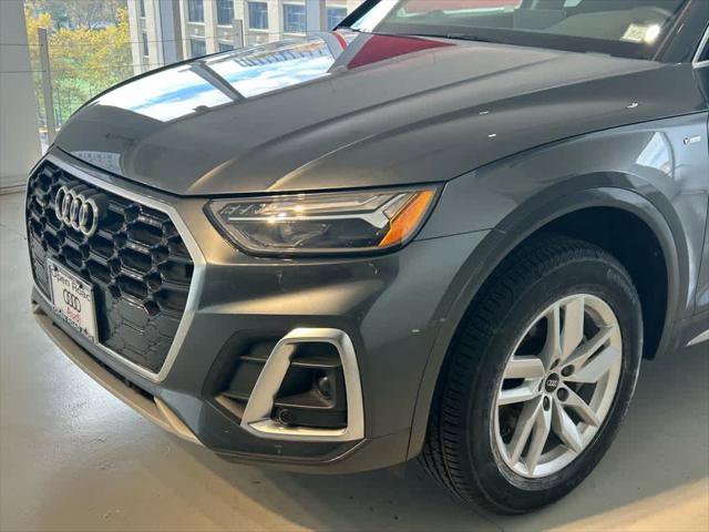 Certified 2023 Audi Q5 2.0T Premium w/ Convenience Package image 7