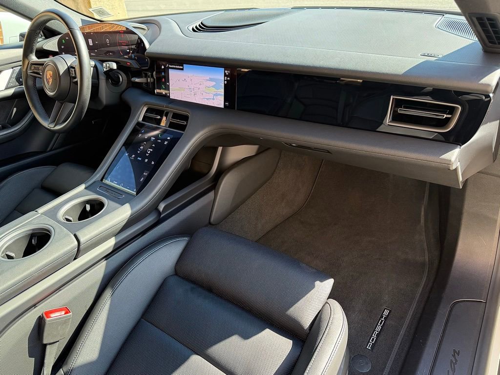 Certified 2024 Porsche Taycan image 21
