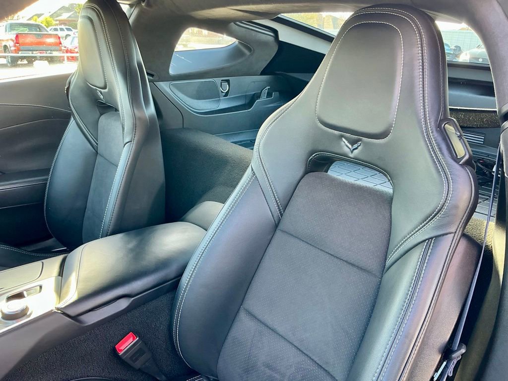 Used 2014 Chevrolet Corvette Base w/ 3LT Preferred Equipment Group image 33