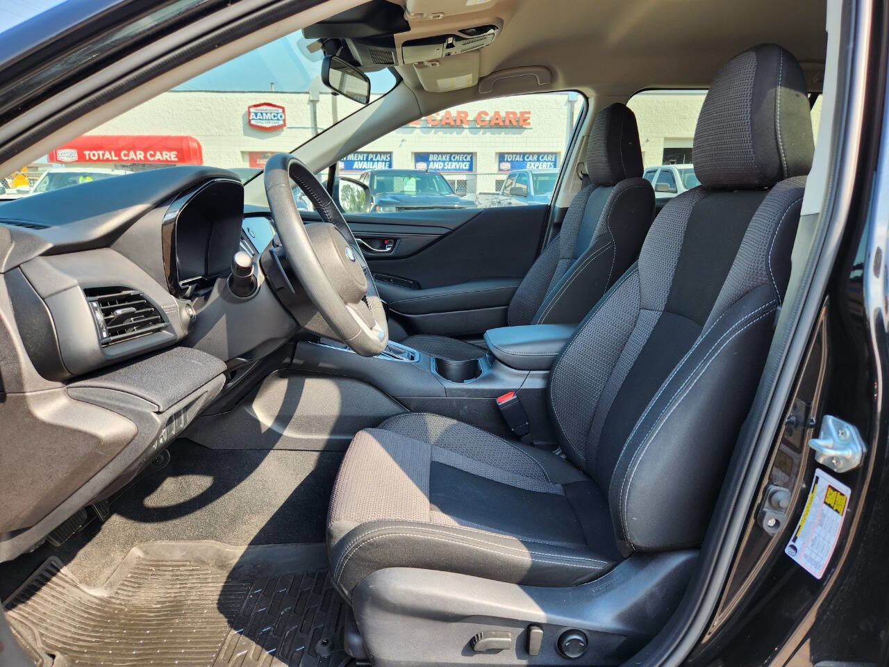 Used 2023 Subaru Outback Premium image 12