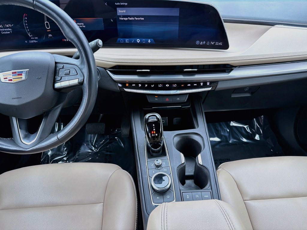 Used 2024 Cadillac XT4 Luxury FWD image 19