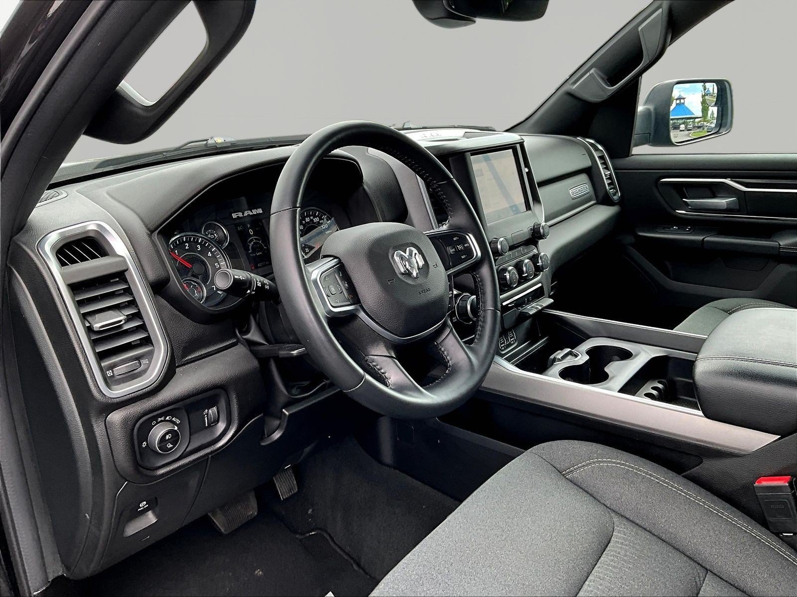 Used 2024 RAM 1500 Big Horn AWD/4WD image 17