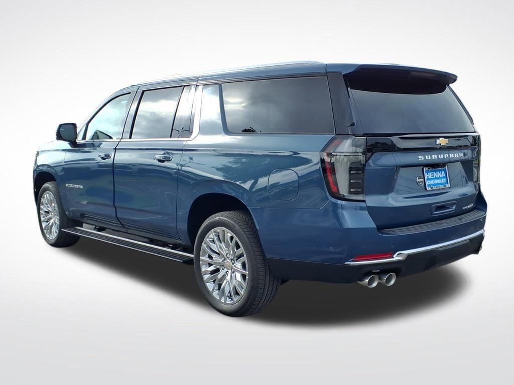 New 2026 Chevrolet Suburban Premier RWD image 5
