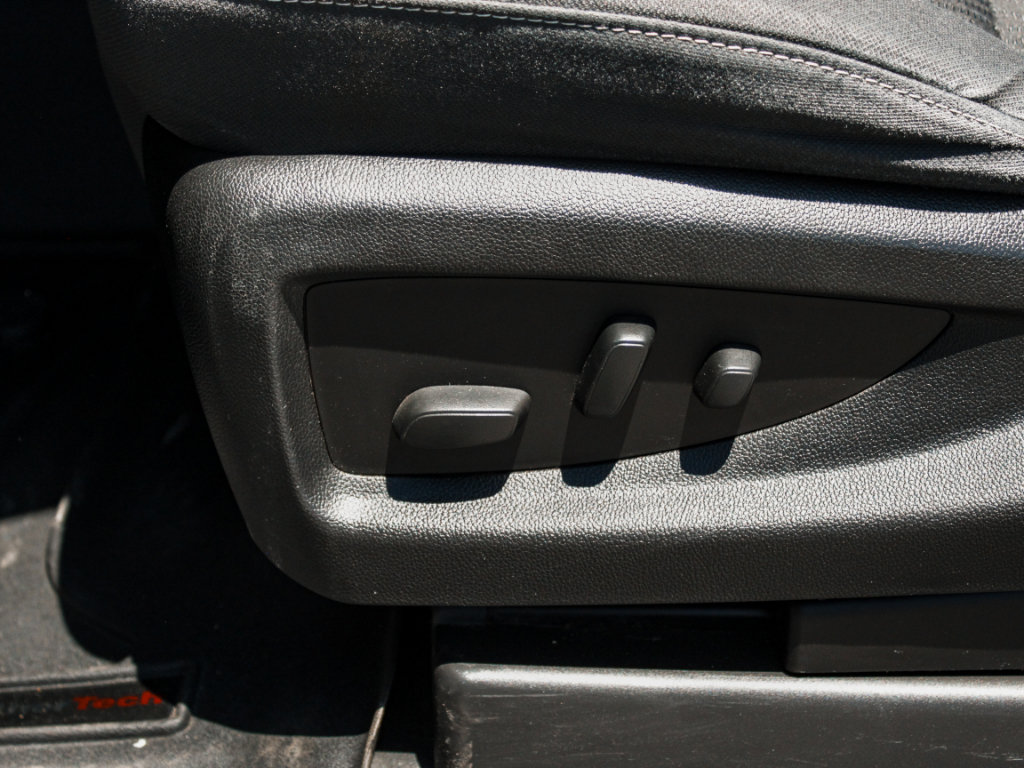 Used 2018 Chevrolet Tahoe 4WD w/ Max Trailering Package image 10