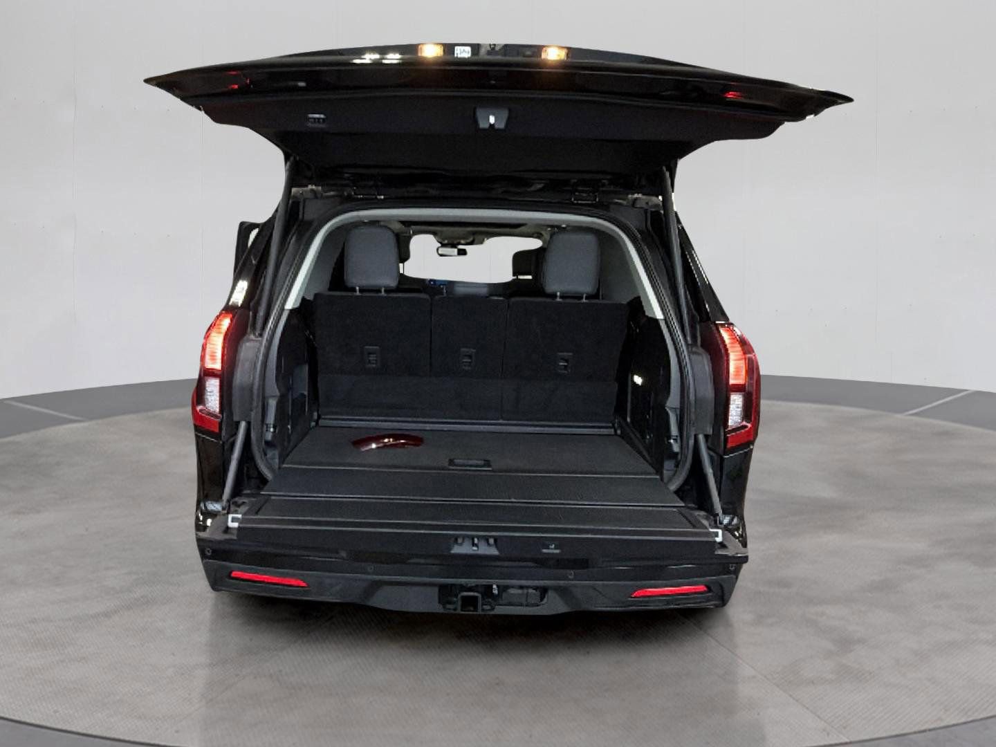 Used 2025 Ford Expedition Active image 20