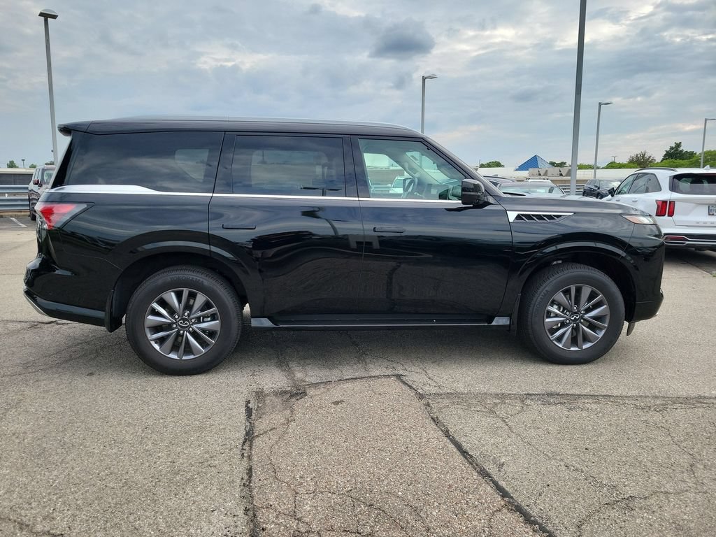 Used 2026 INFINITI QX80 Pure w/ Cargo Package AWD/4WD image 6
