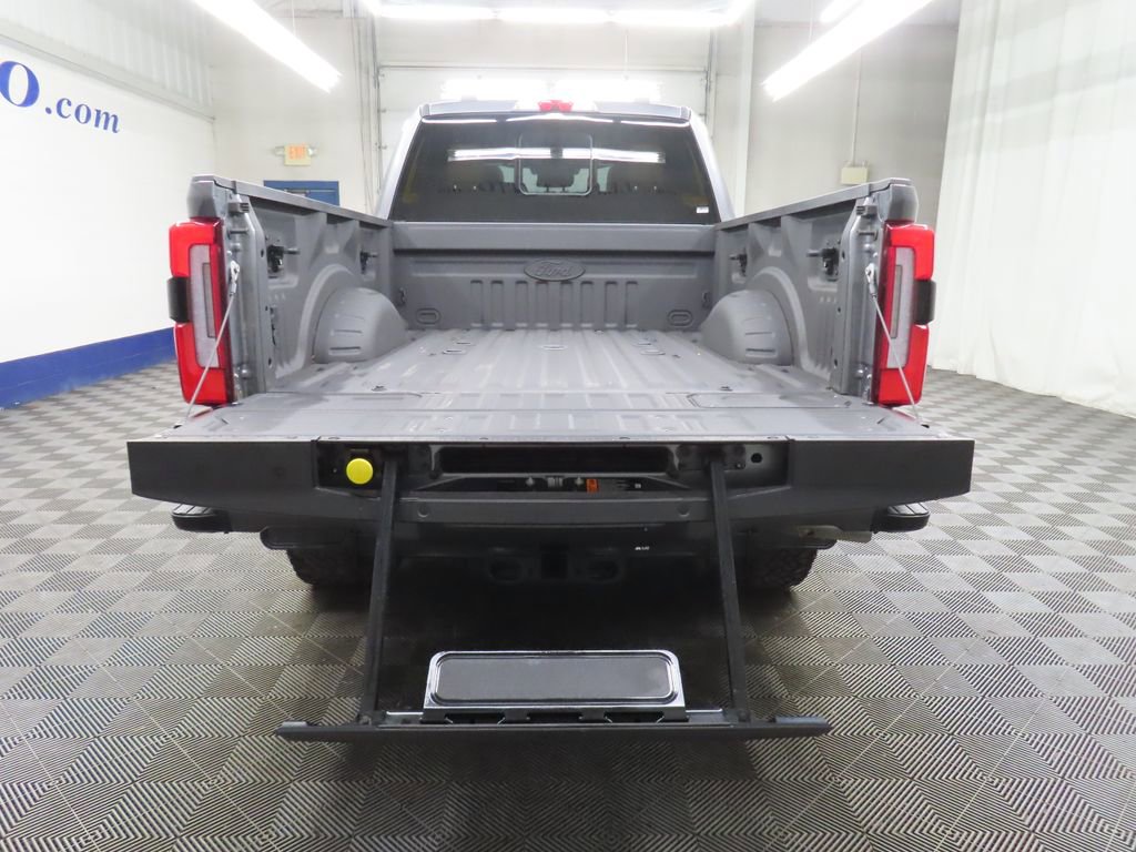 Used 2023 Ford F350 Platinum w/ Tremor Off-Road Package AWD/4WD image 44