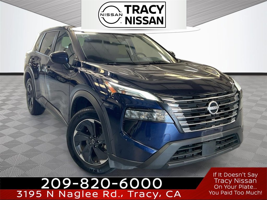 Used 2025 Nissan Rogue SV