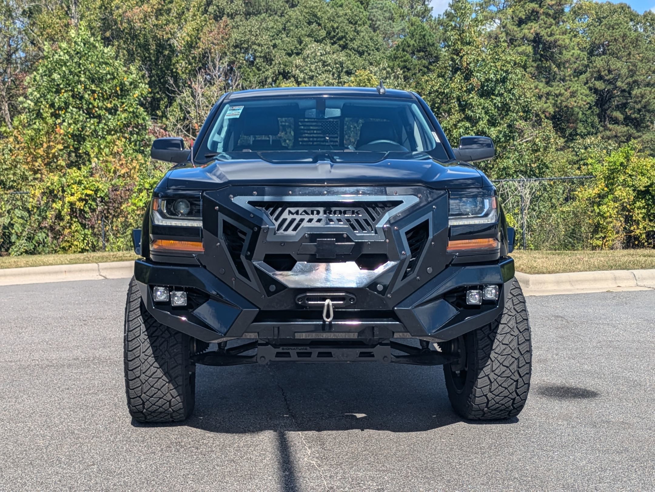Used 2018 Chevrolet Silverado 1500 LT w/ All Star Edition image 2