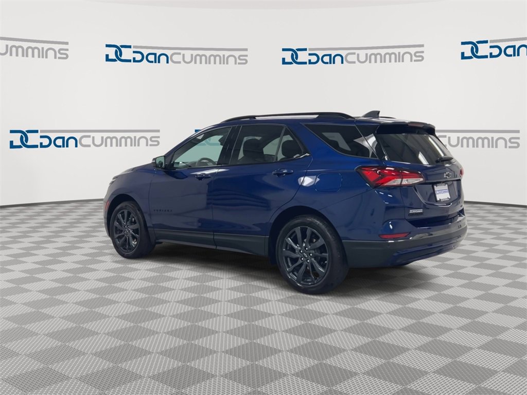 Used 2022 Chevrolet Equinox RS w/ RS Leather Package image 6