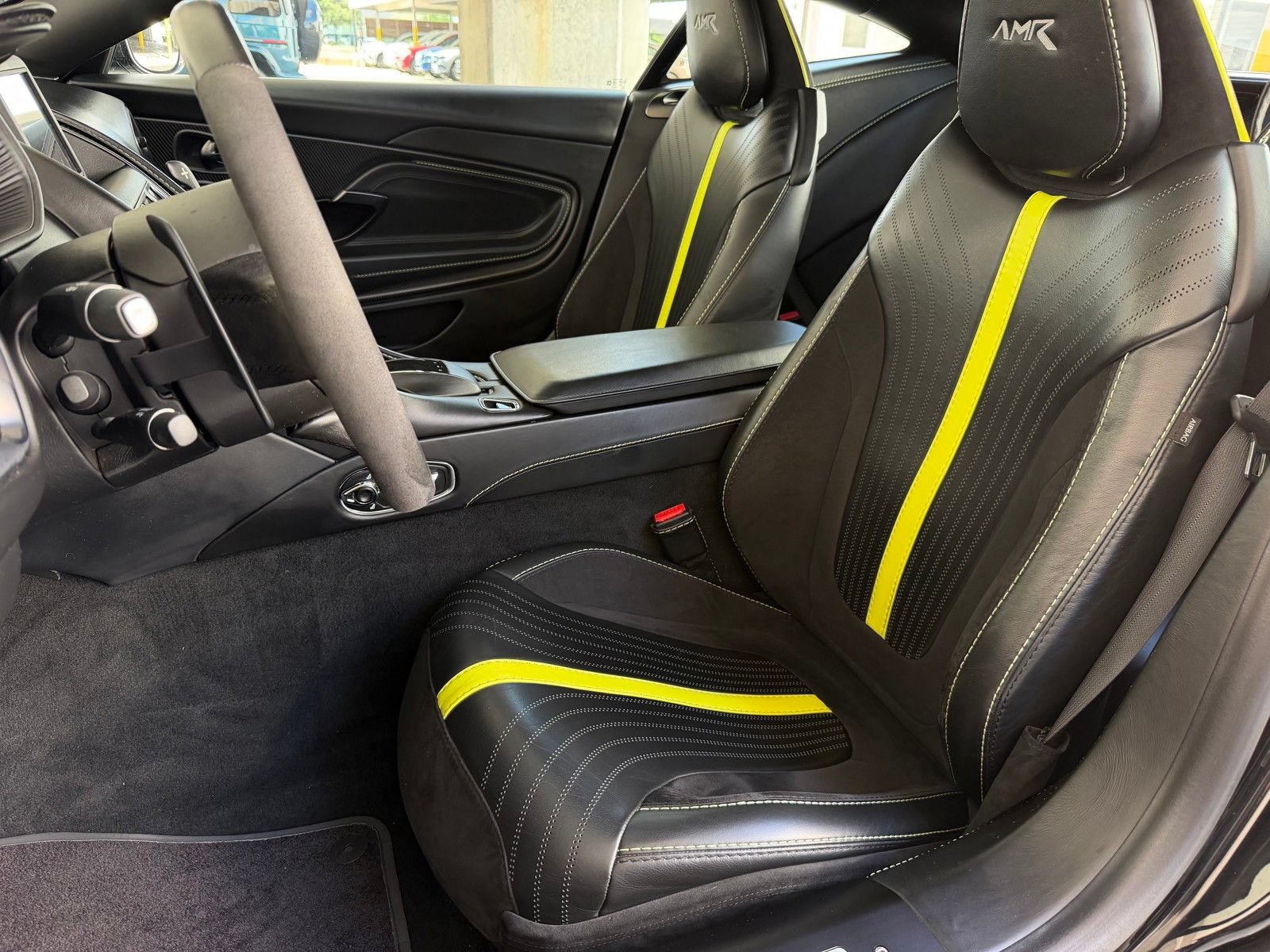 Used 2019 Aston Martin DB11 AMR RWD image 15