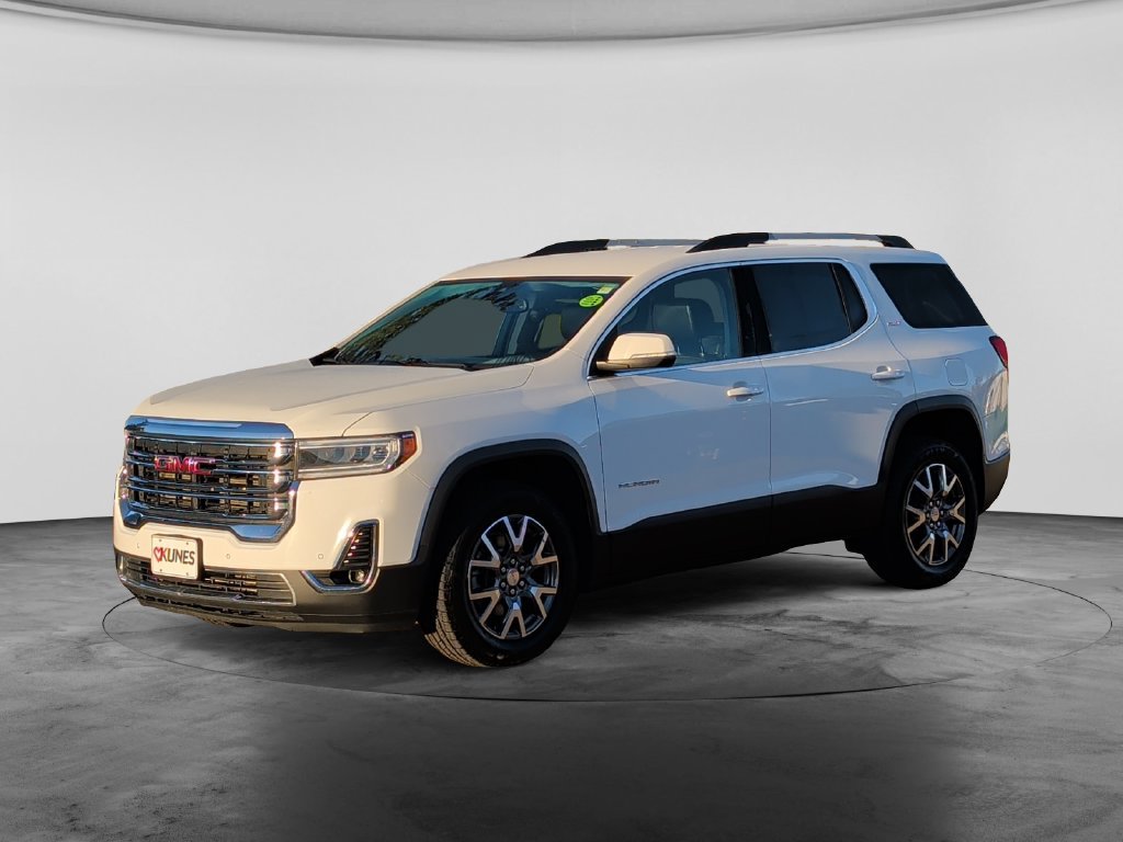 Used 2023 GMC Acadia SLT AWD/4WD image 3