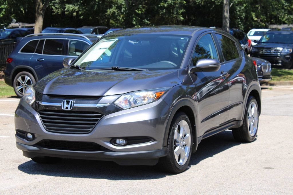 Used 2017 Honda HR-V EX image 3