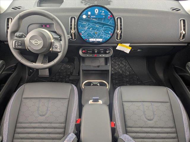 Used 2025 MINI Cooper Countryman S w/ Comfort Package Max image 15