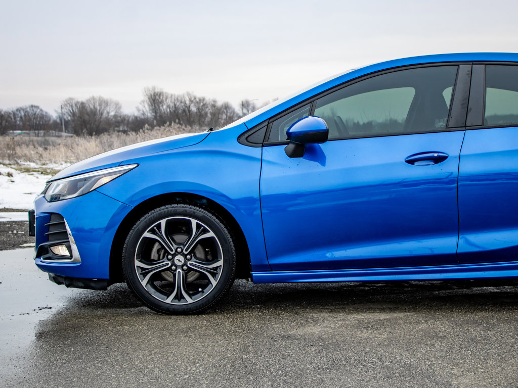 Used 2019 Chevrolet Cruze LT w/ Convenience Package image 15