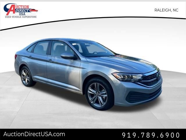 Used 2024 Volkswagen Jetta SE