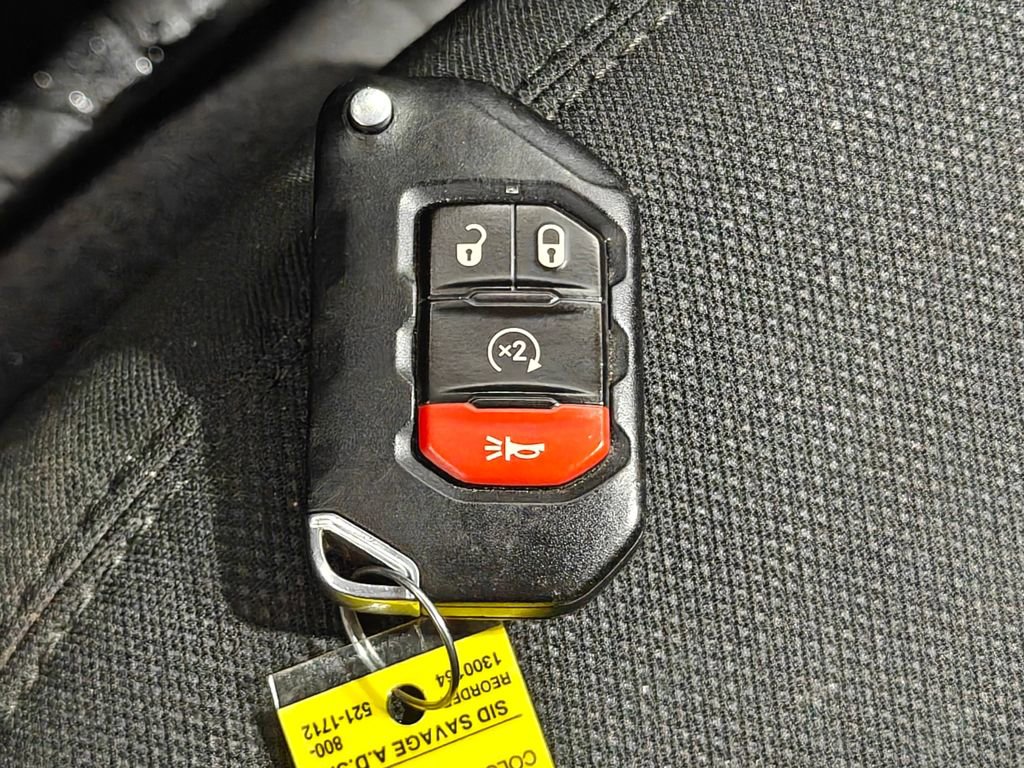 Used 2019 Jeep Wrangler Unlimited Sahara image 13