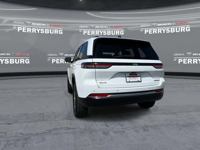 Used 2023 Jeep Grand Cherokee Limited AWD/4WD image 6