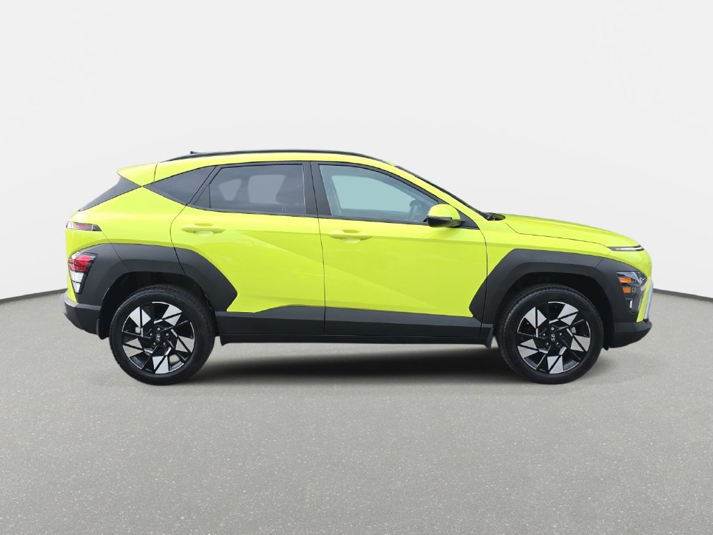 Used 2025 Hyundai Kona SEL AWD/4WD image 4