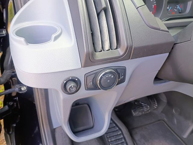 Used 2018 Ford Transit 350 XLT image 25