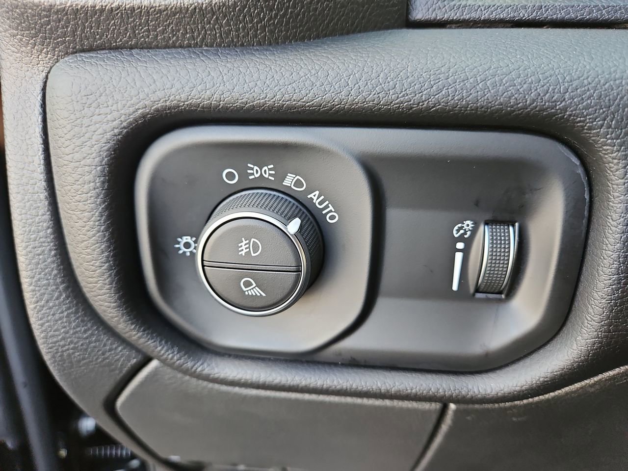 New 2026 RAM 3500 Big Horn image 31