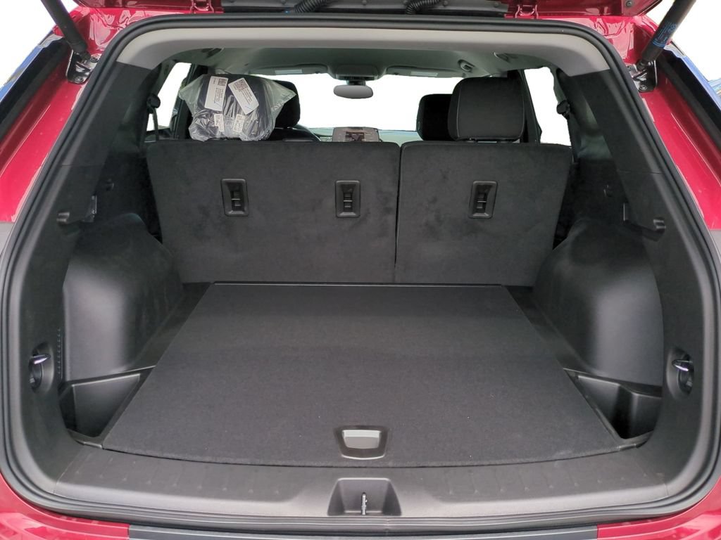 New 2026 Chevrolet Blazer LT w/ Convenience Package FWD image 13