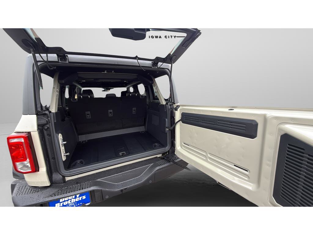 New 2026 Ford Bronco Big Bend w/ Black Diamond Package image 15