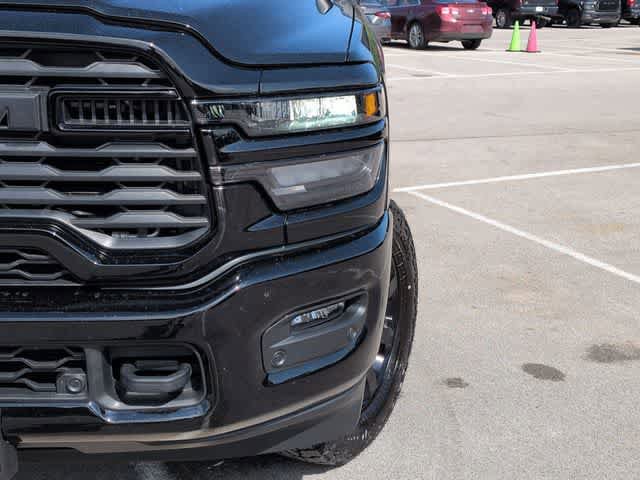 Used 2025 RAM 3500 Big Horn AWD/4WD image 11