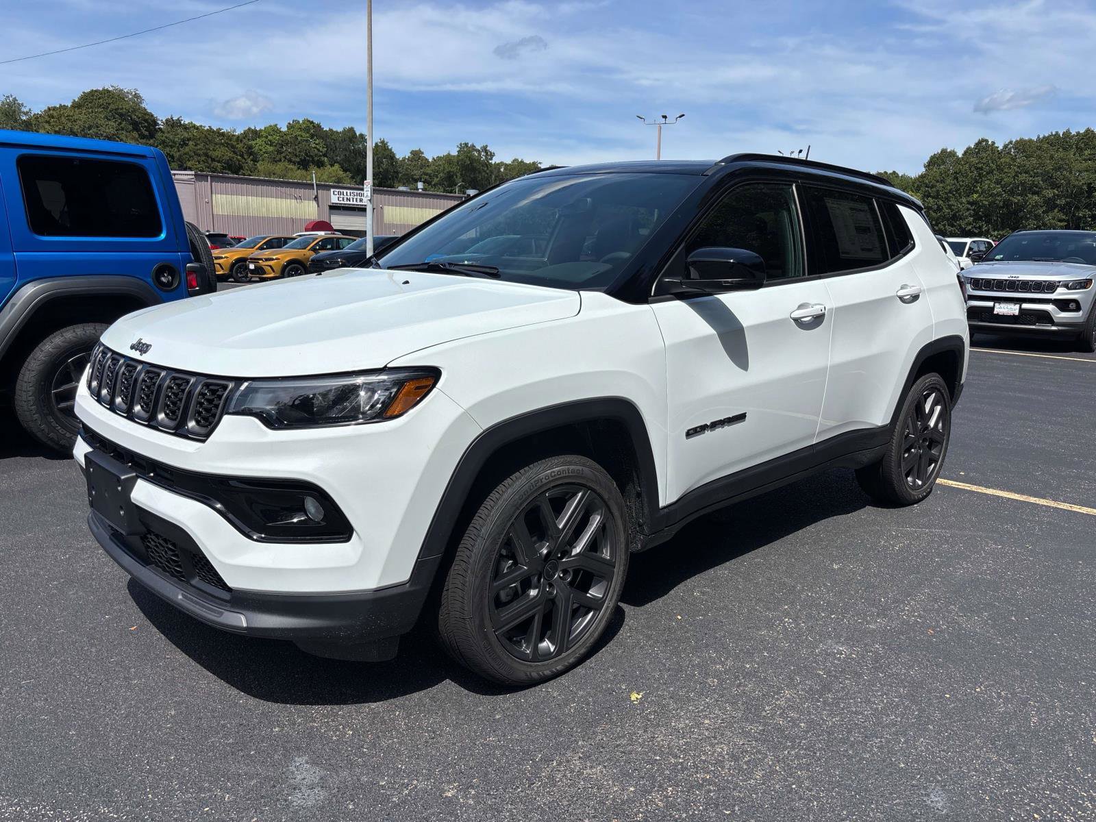 New 2025 Jeep Compass Limited w/ Sun and Sound Group