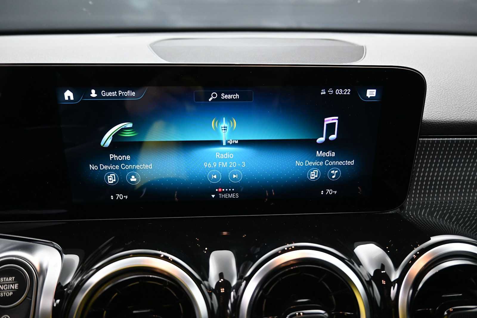 Used 2022 Mercedes-Benz GLB 250 image 13