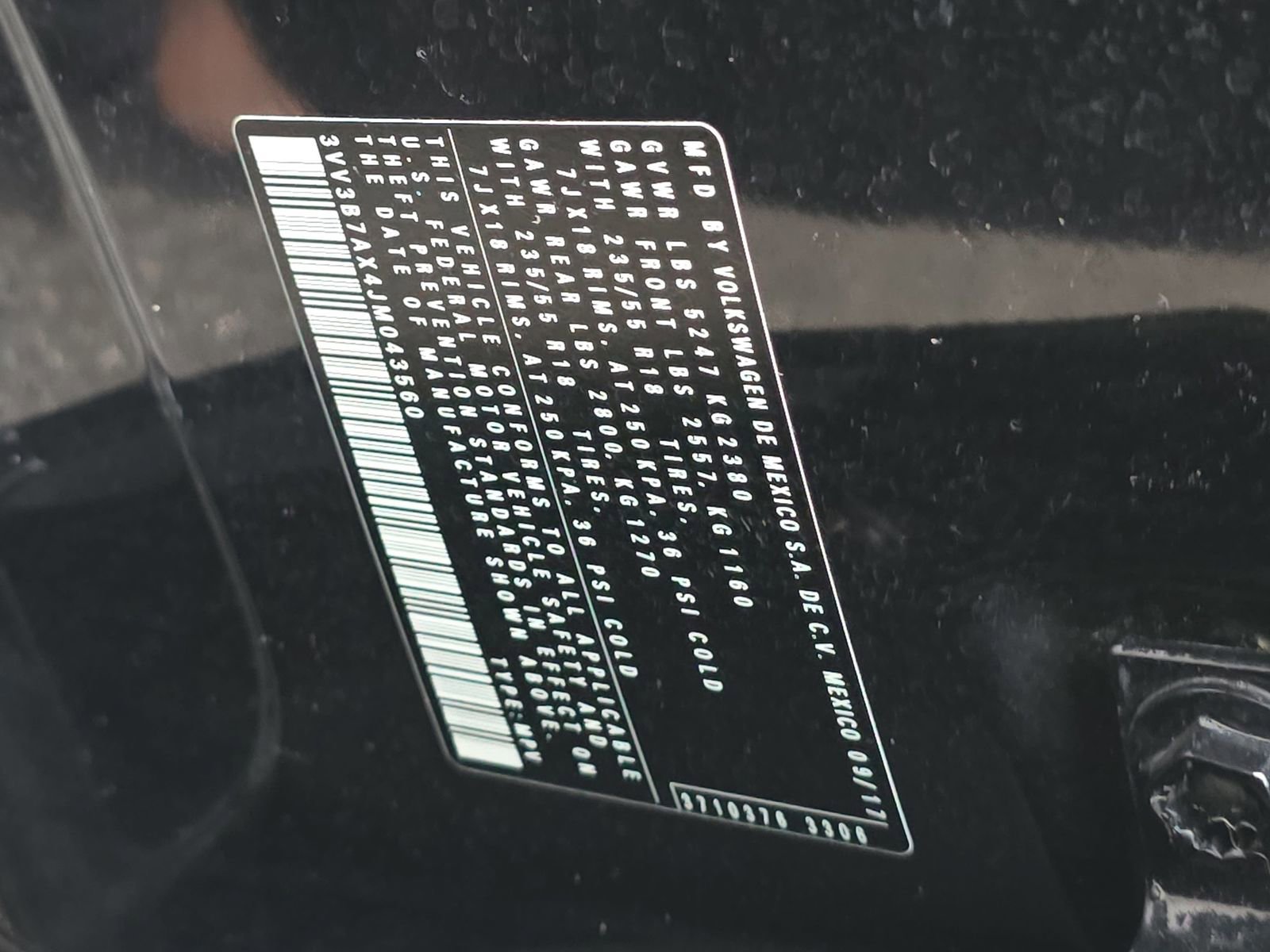 Used 2018 Volkswagen Tiguan SEL image 13