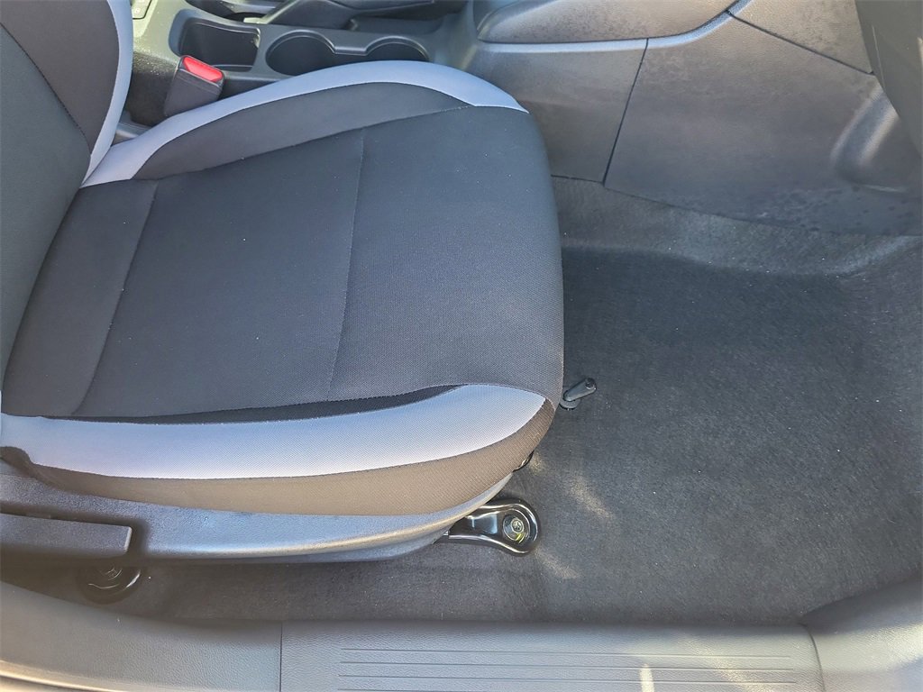 Used 2025 Nissan Versa S w/ Trunk Package image 14