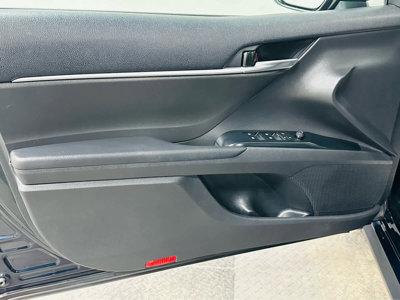 Certified 2020 Toyota Camry LE w/ Carpet Mat Package image 26