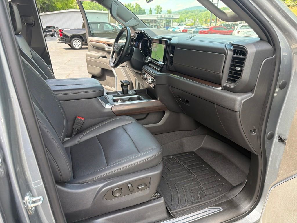 Certified 2023 GMC Sierra 1500 SLT w/ SLT Premium Plus Package AWD/4WD image 18