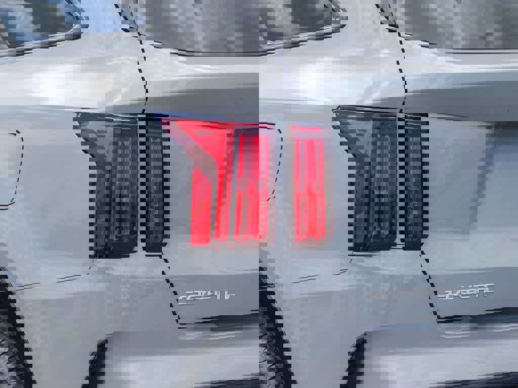 Used 2023 Kia Sorento SX image 7