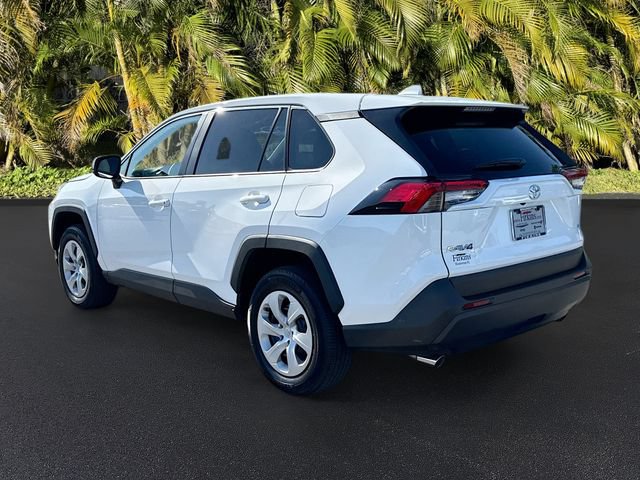 Used 2025 Toyota RAV4 LE FWD image 7