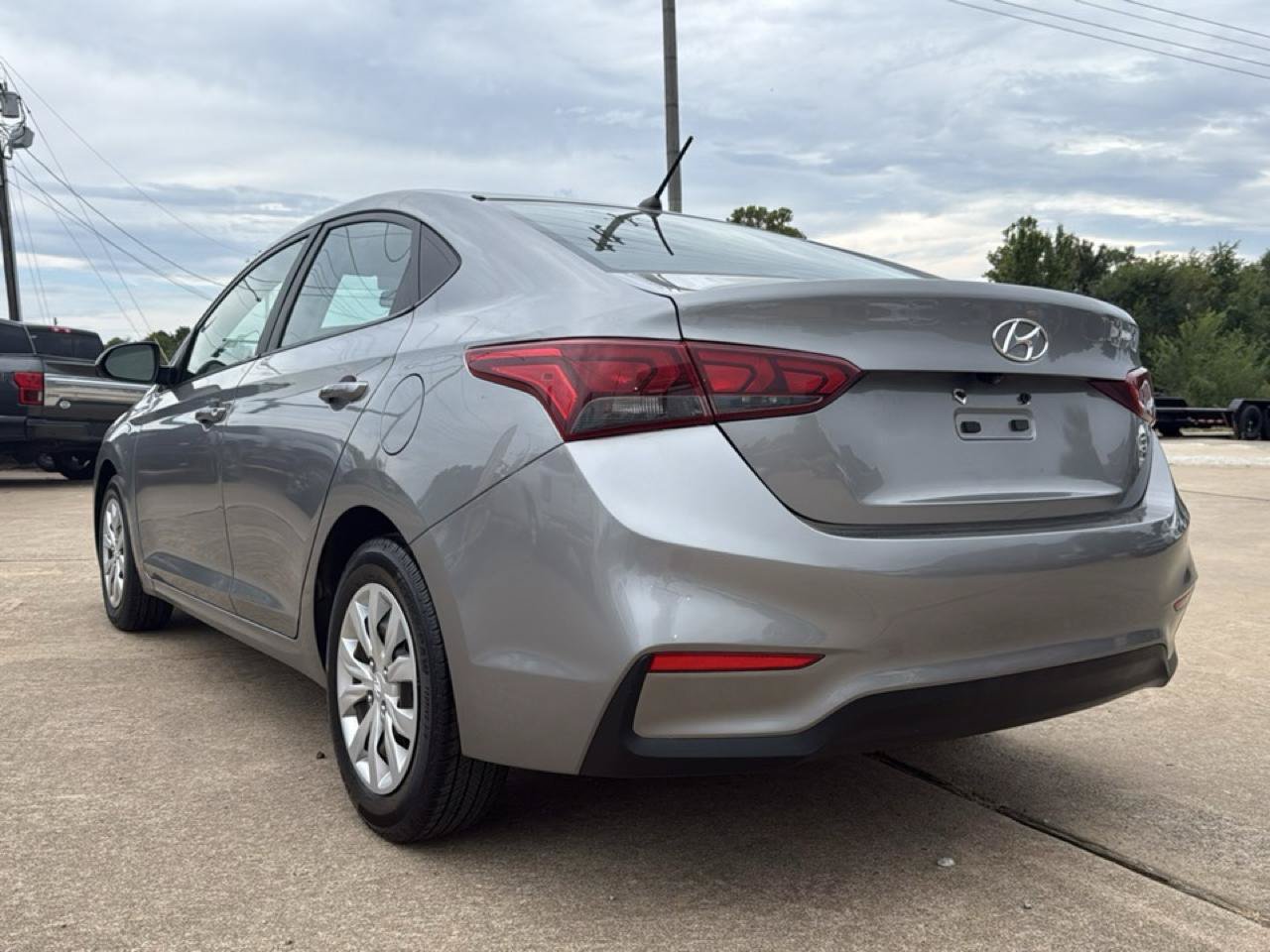 Used 2021 Hyundai Accent SE FWD image 7