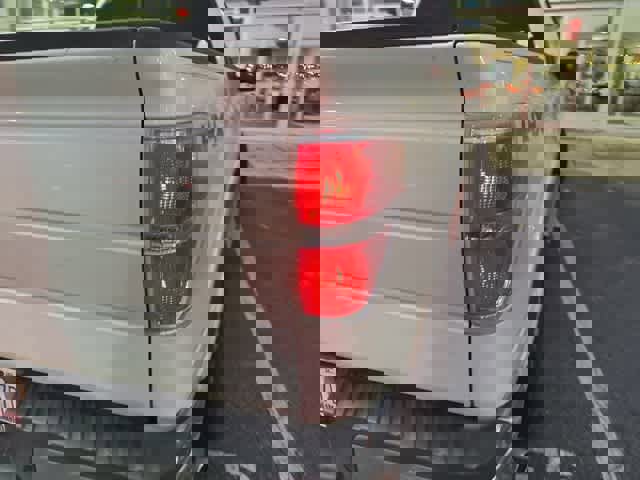 Used 2013 Ford F150 Lariat w/ Luxury Equipment Group image 7