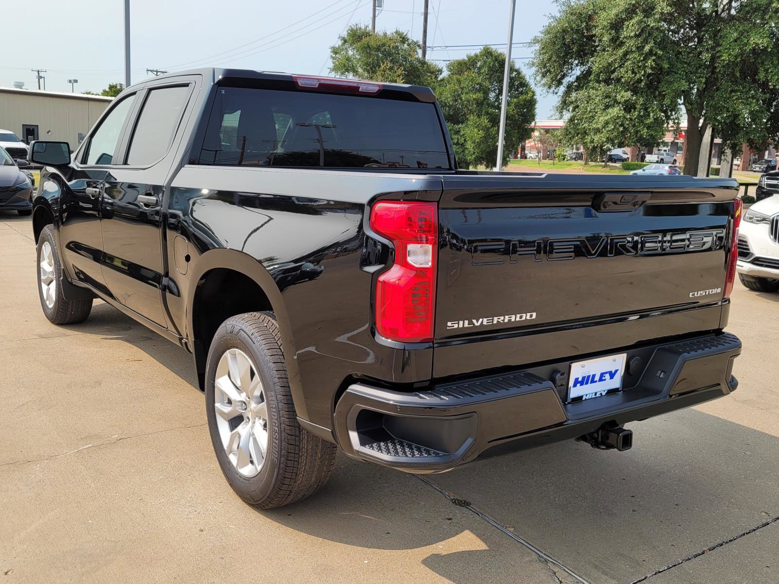 New 2026 Chevrolet Silverado 1500 Custom RWD image 3