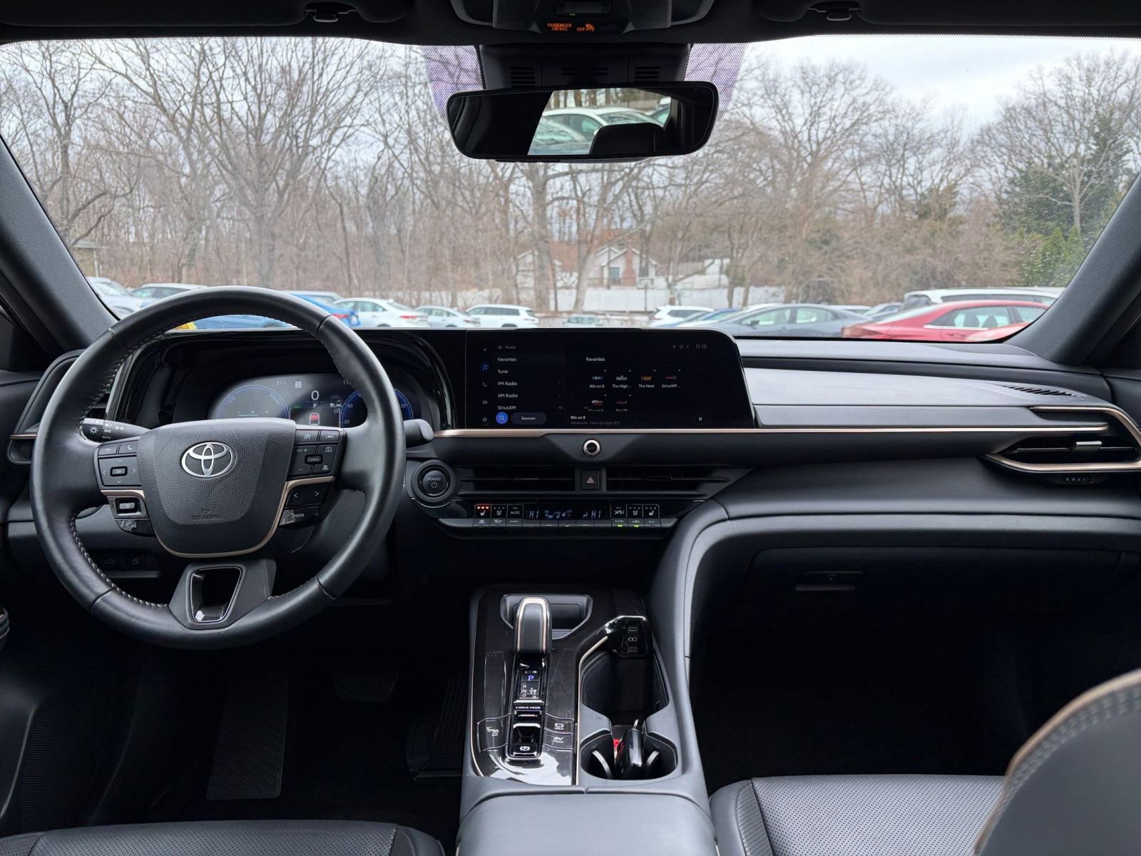 Used 2025 Toyota Crown AWD/4WD image 34