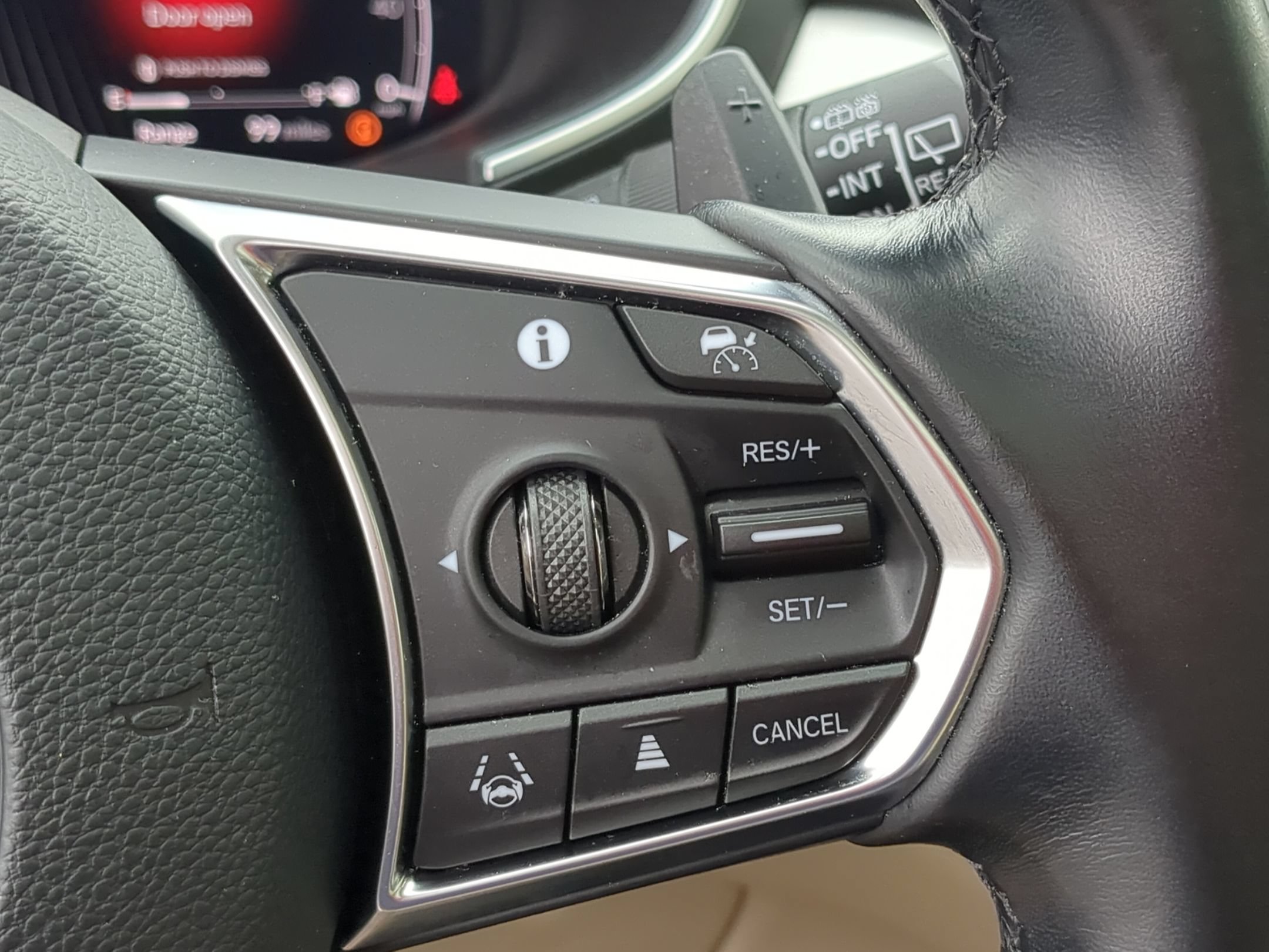 Used 2023 Acura MDX FWD w/ Technology Package image 20