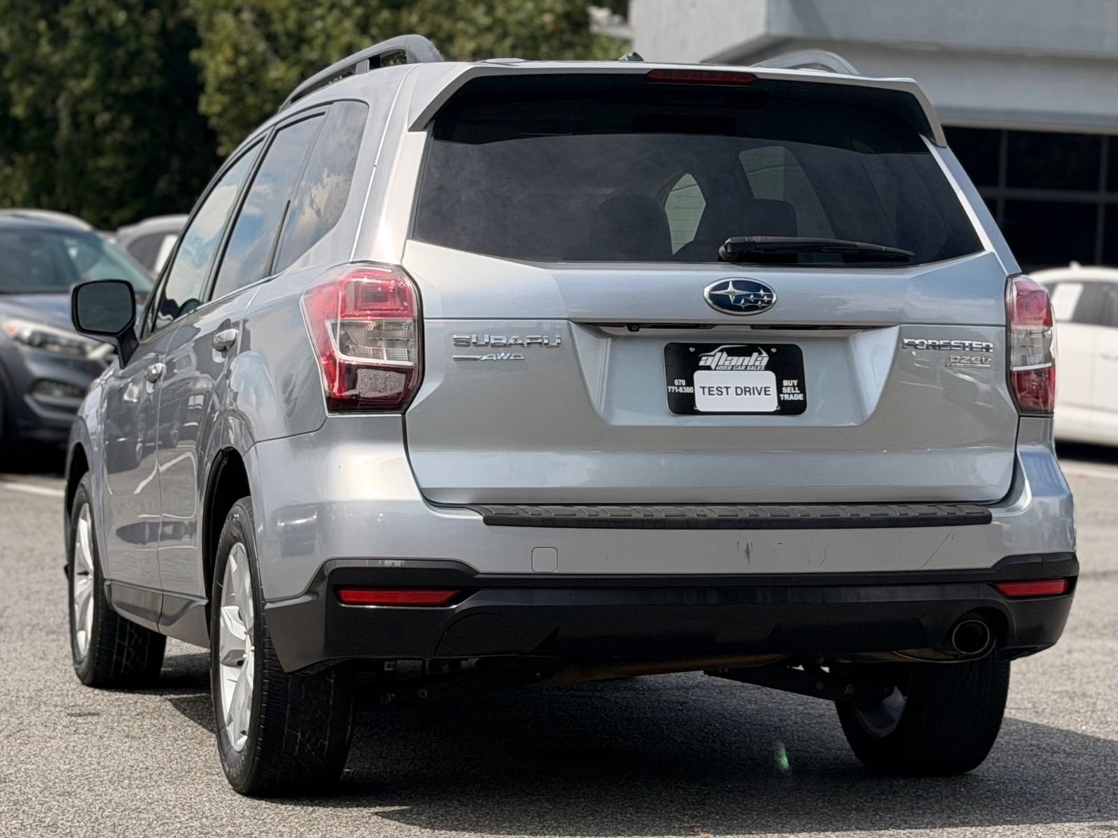 Used 2015 Subaru Forester 2.5i Limited AWD/4WD image 3