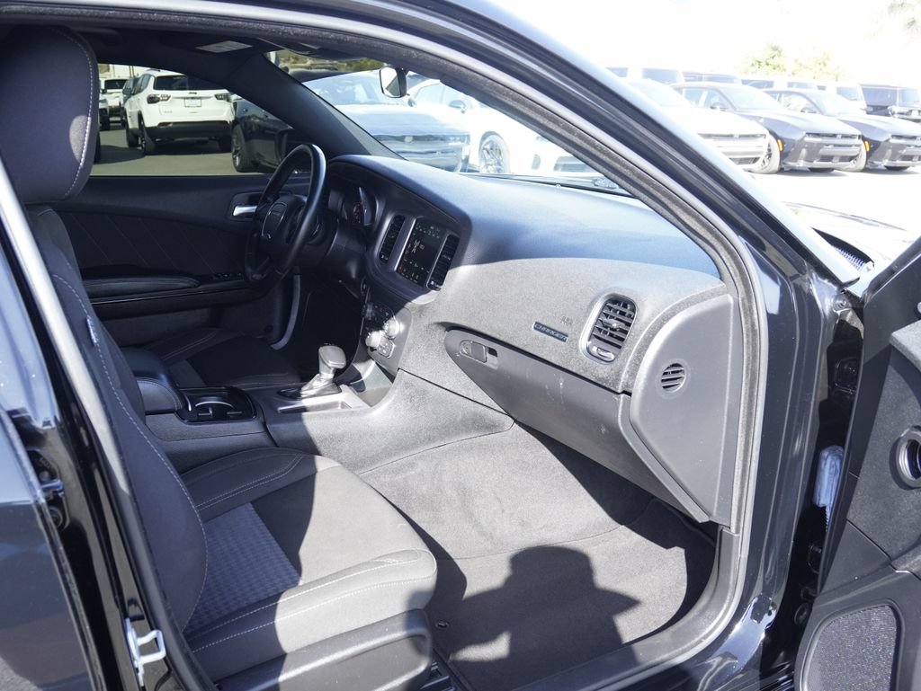 Used 2023 Dodge Charger SXT w/ Blacktop Package RWD image 29