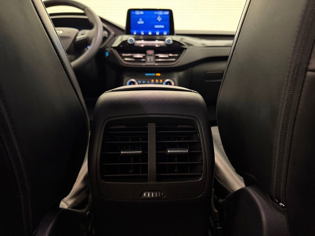 Used 2024 Ford Escape ST-Line image 40