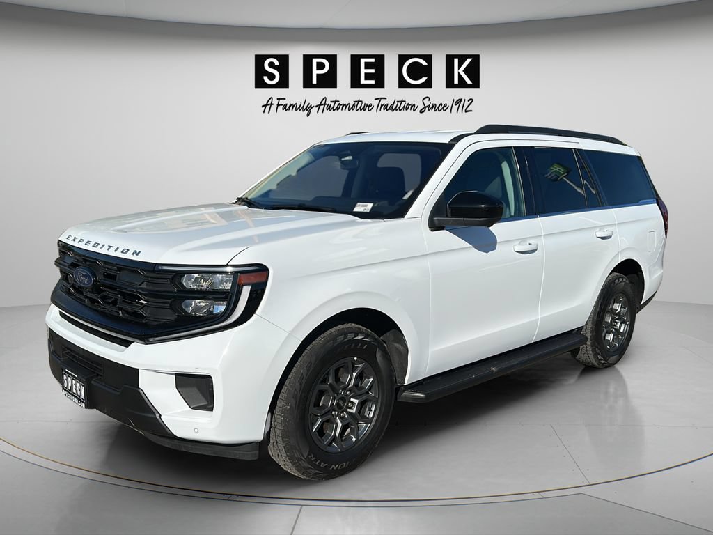 Used 2025 Ford Expedition Active AWD/4WD image 1